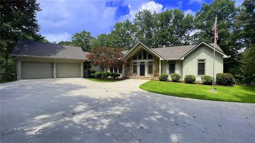 156 Thundering Waters Dr, Cornelia, GA, 30531-6906 | Card Image