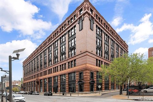 r601-1520 Washington Avenue, St Louis, MO, 63103 | Card Image