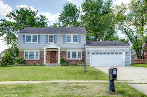 950 Belmar Ln, Buffalo Grove, IL, 60089-1352 | Card Image