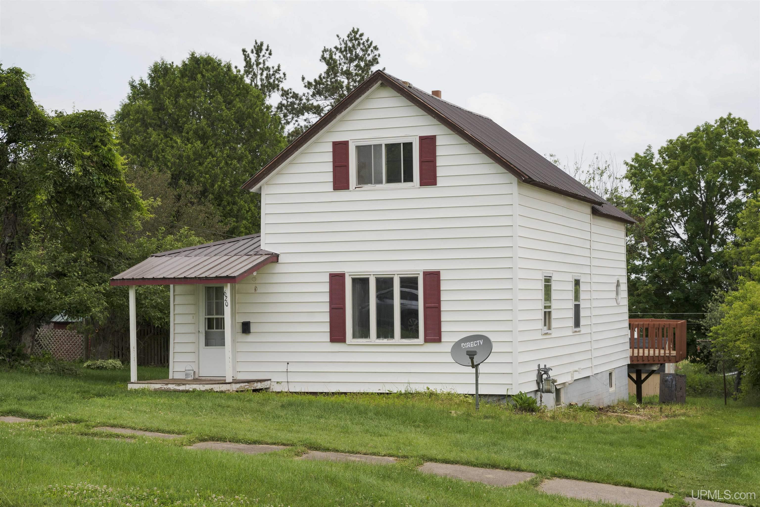 Erie Ave, Crystal Falls, MI 49920