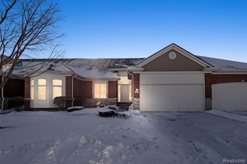 14728 Kings Mill Dr, Shelby Township, MI, 48315-7211 | Card Image