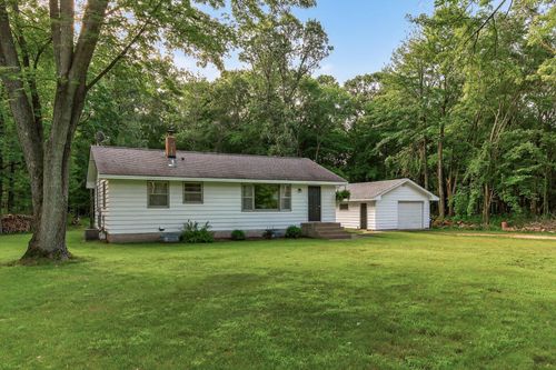 20015 Viking Blvd Ne, Wyoming, MN, 55092-9559 | Card Image