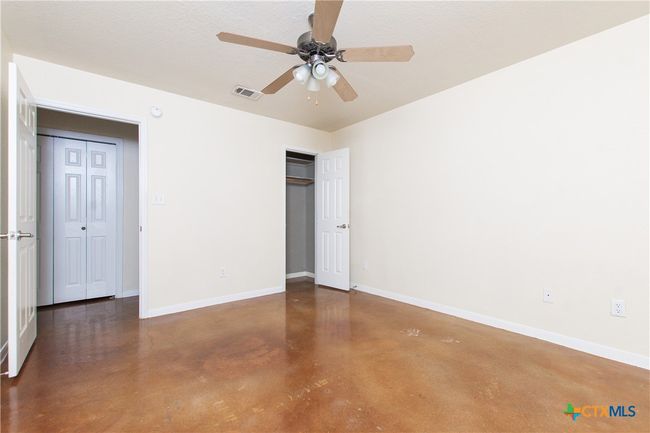 A - 211 W Arlo Rd, Home with 3 bedrooms, 2 bathrooms and null parking in Harker Heights TX | Image 9