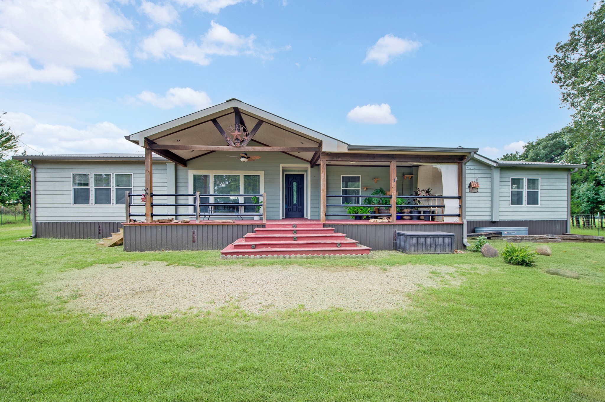 Residential in Honey Grove 2