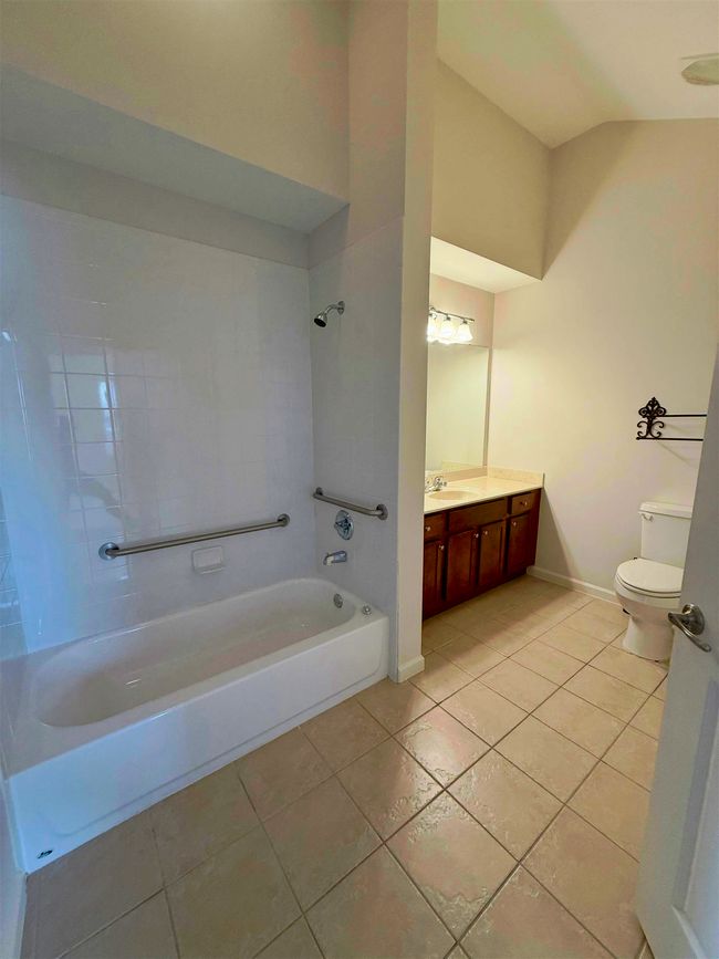 1655 W Southfield Cir, Condo with 2 bedrooms, 2 bathrooms and null parking in Cordova TN | Image 21