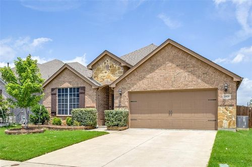2821 Redbud Ln, Melissa, TX, 75454-2595 | Card Image