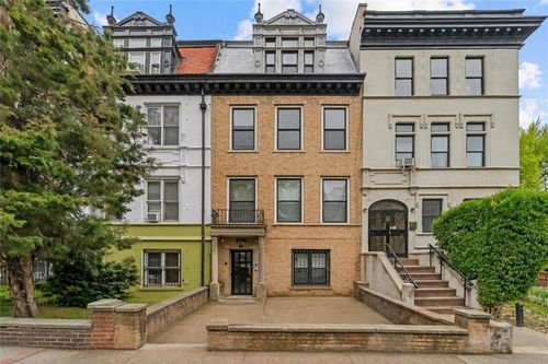 288 New York Ave, Brooklyn, NY, 11216-4424 | Card Image