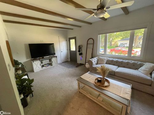 1502 3rd Ave N, Clear Lake, IA, 50428-2112 | Card Image