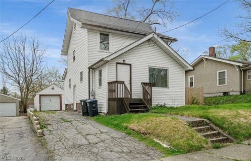 625 Wyandot Ave, Akron, OH, 44305-1831 | Card Image