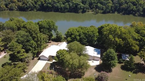 835 Sunset Valley Dr, Mountain View, AR, 72560-8701 | Card Image