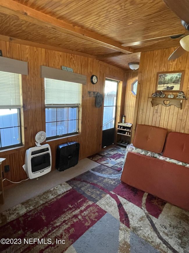 5127 Sw County Road 18 A, House other with 3 bedrooms, 2 bathrooms and null parking in Lake Butler FL | Image 15
