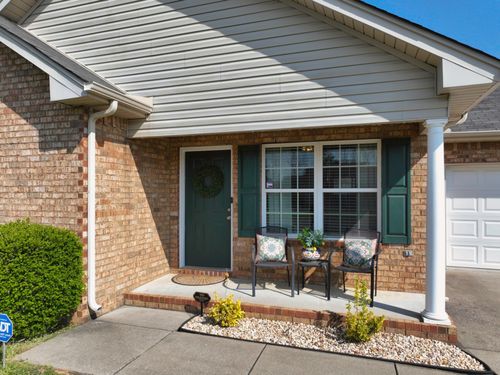 2727 Cliffside Dr, Christiana, TN, 37037-6645 | Card Image