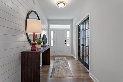 Foyer | Image 2