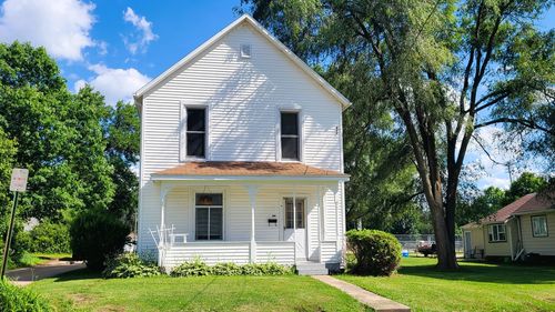 1826 W 1st Street, Dixon, IL, 61021 | Card Image