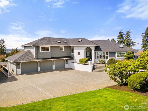 1229 Crownmill Ave, Mukilteo, WA, 98275-2210 | Card Image