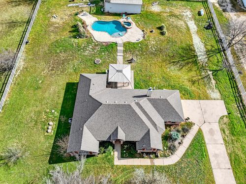 13616 Bates Aston Rd, Haslet, TX, 76052-2612 | Card Image