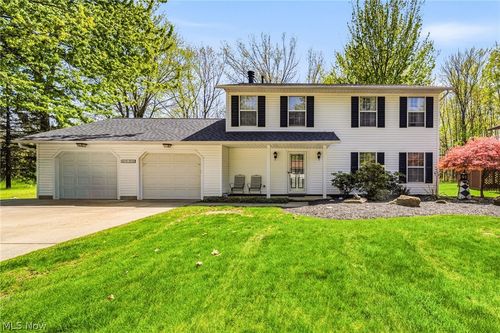 6216 Center St, Mentor, OH, 44060-2255 | Card Image