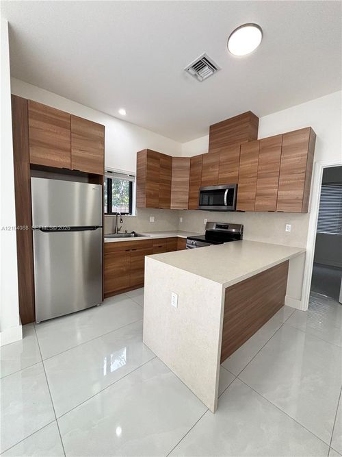 1-5737 Cleveland St, Hollywood, FL, 33021-5196 | Card Image