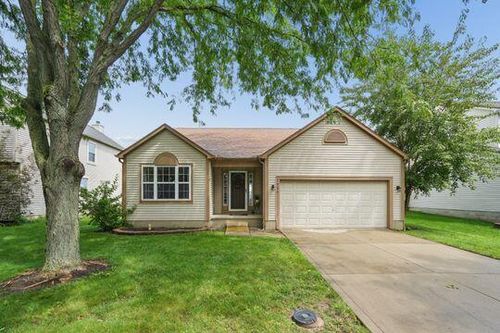1977 Ashburn Dr, Delaware, OH, 43015-9128 | Card Image
