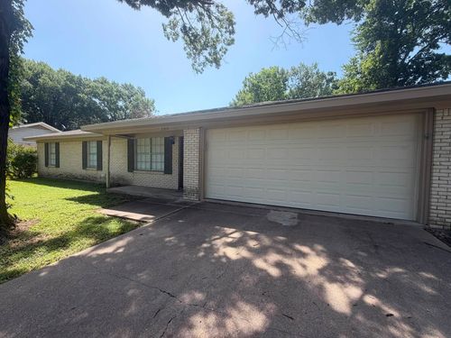 2315 W Park Ave, Corsicana, TX, 75110-2543 | Card Image
