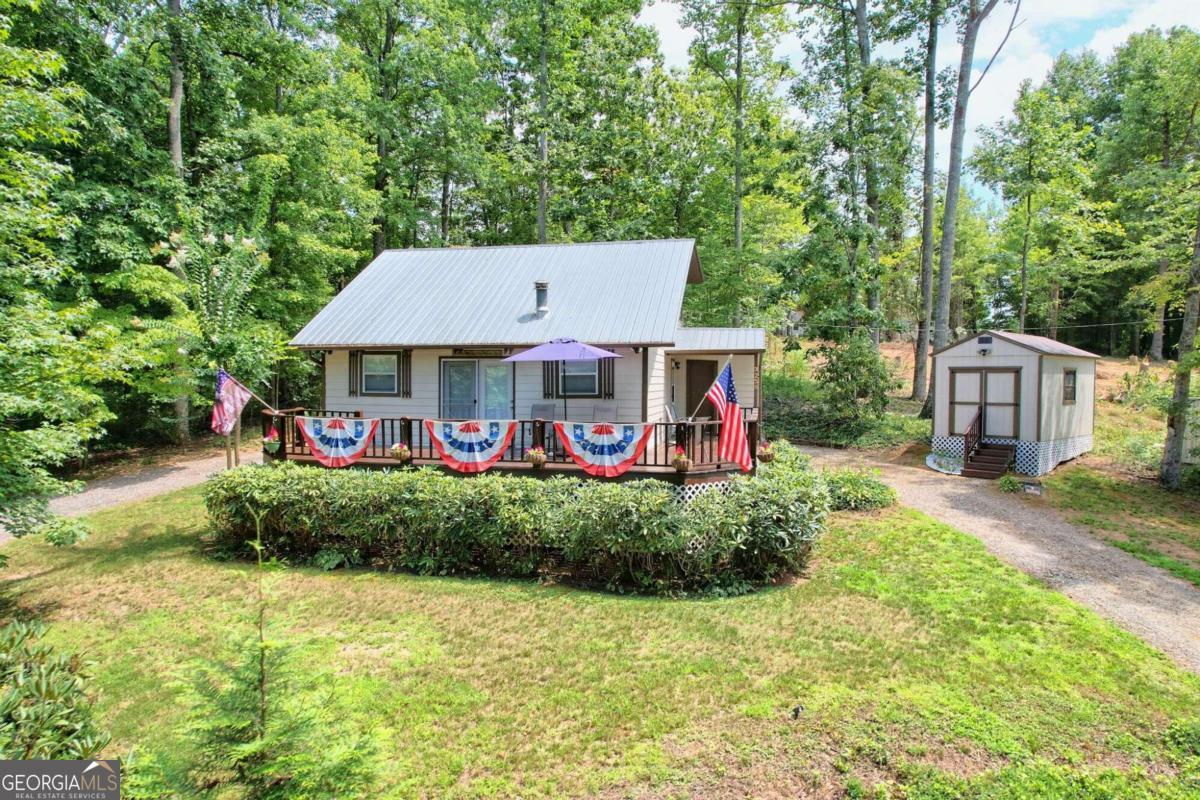 Coffey Ln, Young Harris, GA 30582