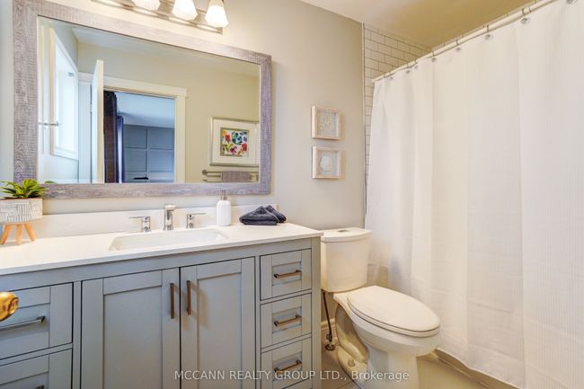 142 Carnwith Dr E, House attached with 3 bedrooms, 3 bathrooms and 2 parking in Whitby ON | Image 26