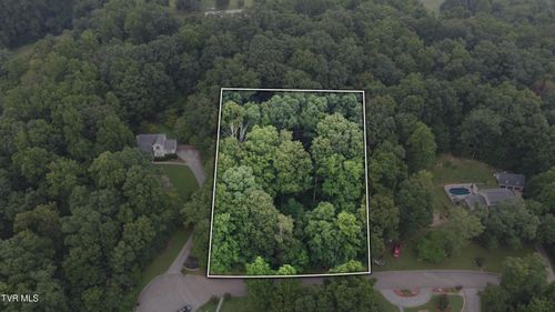 3641 Meadowland Dr, Morristown, TN, 37814-1692 | Card Image