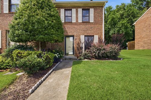 236 Thistle Ln, Hermitage, TN, 37076-2729 | Card Image