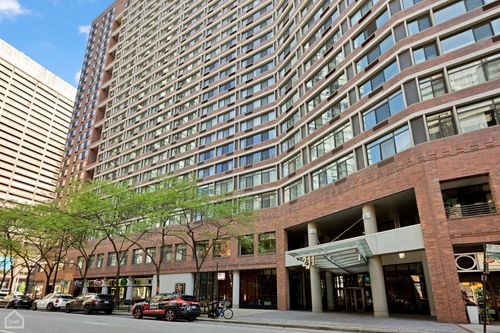 apt-2610-211 E Ohio St, Chicago, IL, 60611-7265 | Card Image