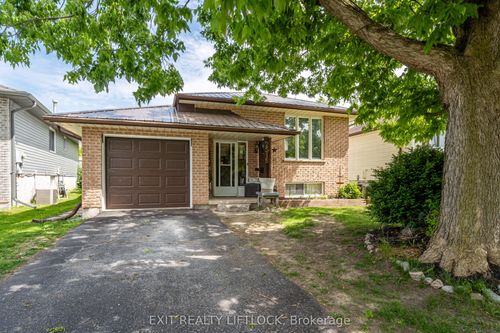 2519 Foxmeadow Rd, Peterborough, ON, K9L1X2 | Card Image