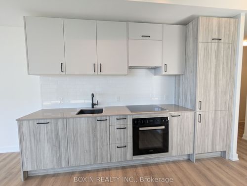 3607-1 Quarrington Lane, North York, ON, M3C0S4 | Card Image