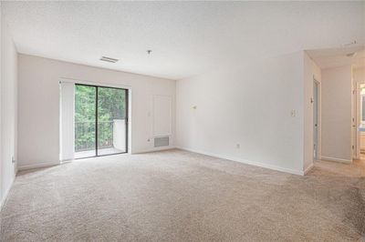 A203 - 300 Johnson Ferry Road Ne, Condo with 2 bedrooms, 2 bathrooms and null parking in Sandy Springs GA | Image 3