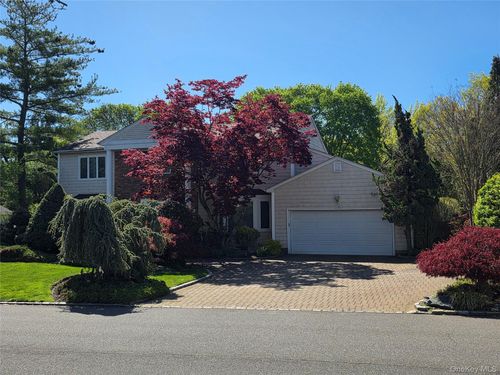 78 Woods Drive, North Hempstead, NY, 11576 | Card Image