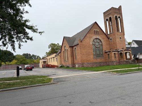 75 Stutson St, Rochester, NY, 14612-4754 | Card Image