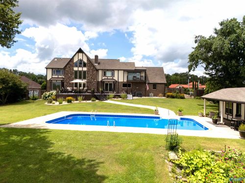 383 B Meadow Wood Rd, Gadsden, AL, 35901-8958 | Card Image