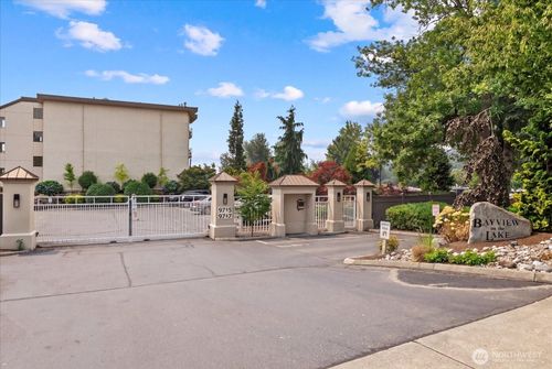 210b-9715 Ne Juanita Dr, Kirkland, WA, 98034-4229 | Card Image