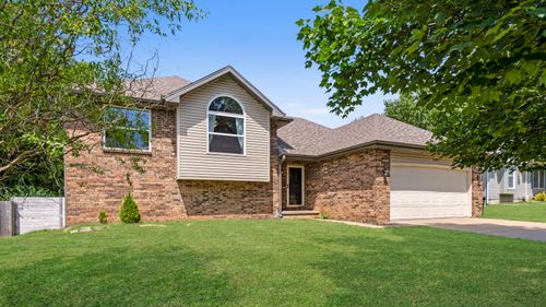 3239 W Erie St, Springfield, MO, 65807-8205 | Card Image