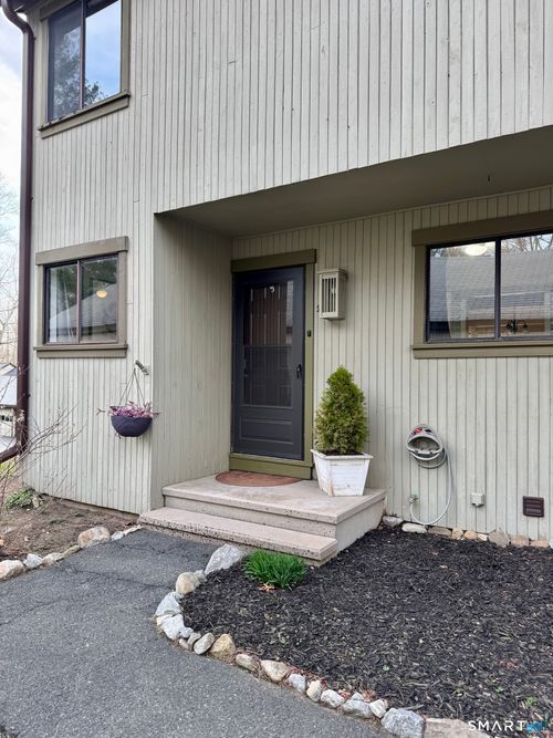 24-24 Fox Run, Woodbury, CT, 06798-3214 | Card Image