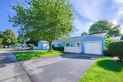 708-708 Cabot Ct W, Saint James, NY, 11780-3337 | Card Image