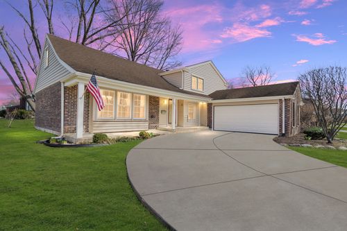 915 Saratoga Dr, Palatine, IL, 60074-3728 | Card Image