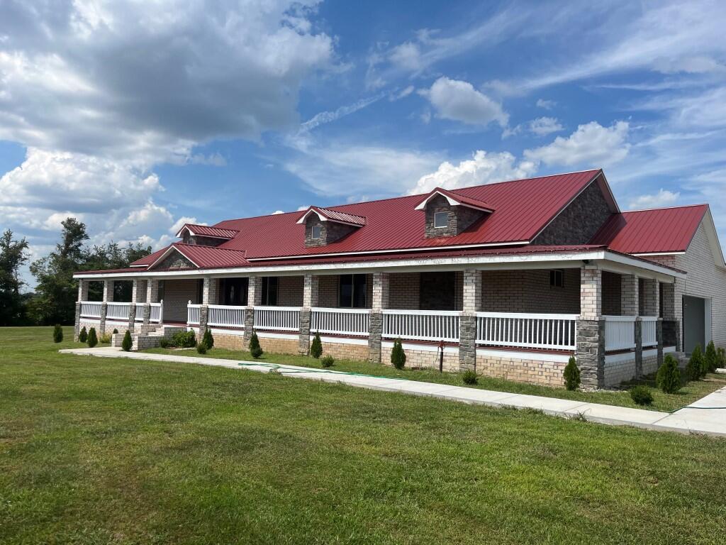 Farm Road 2205 , Cassville, MO 65625