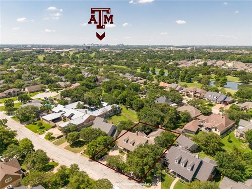 2302 E Briargate Dr, Bryan, TX, 77802-2111 | Card Image