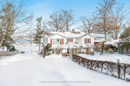 {{alt}} | Card Image