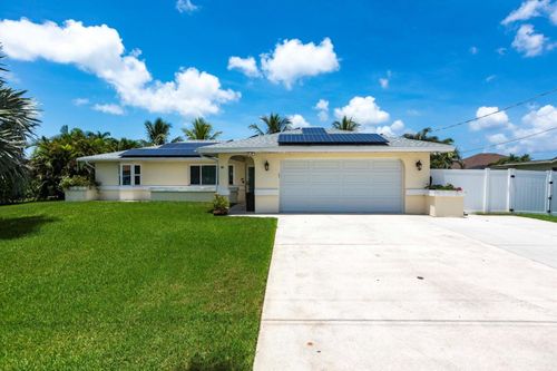 130 Placid Dr, FORT MYERS, FL, 33919-6105 | Card Image