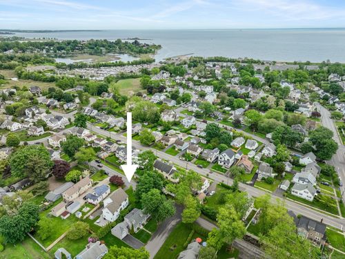 60 Eleanor Ter, Fairfield, CT, 06824-6917 | Card Image
