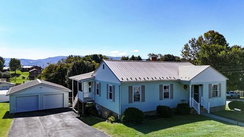 305 Umberger Street, Wytheville, VA, 24382 | Card Image