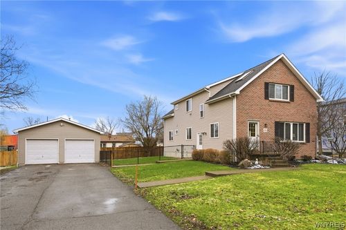 4986 City View Avenue, Hamburg, NY, 14219 | Card Image