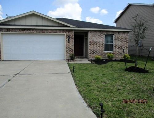 10131 Cerritos Dr, Conroe, TX, 77306-2237 | Card Image
