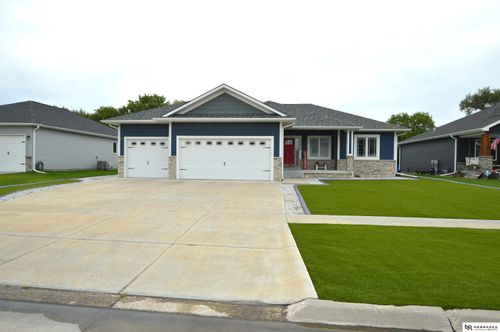 1208 Olivia Dr, Eagle, NE, 68347-2104 | Card Image