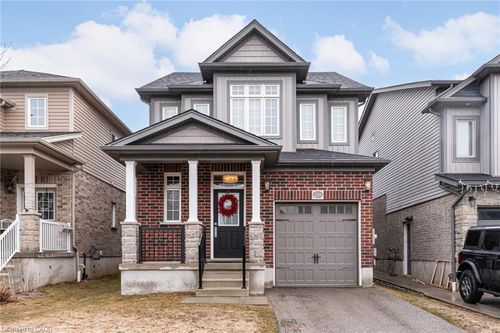 239 Cranbrook St, Kitchener, ON, N2P0B5 | Card Image
